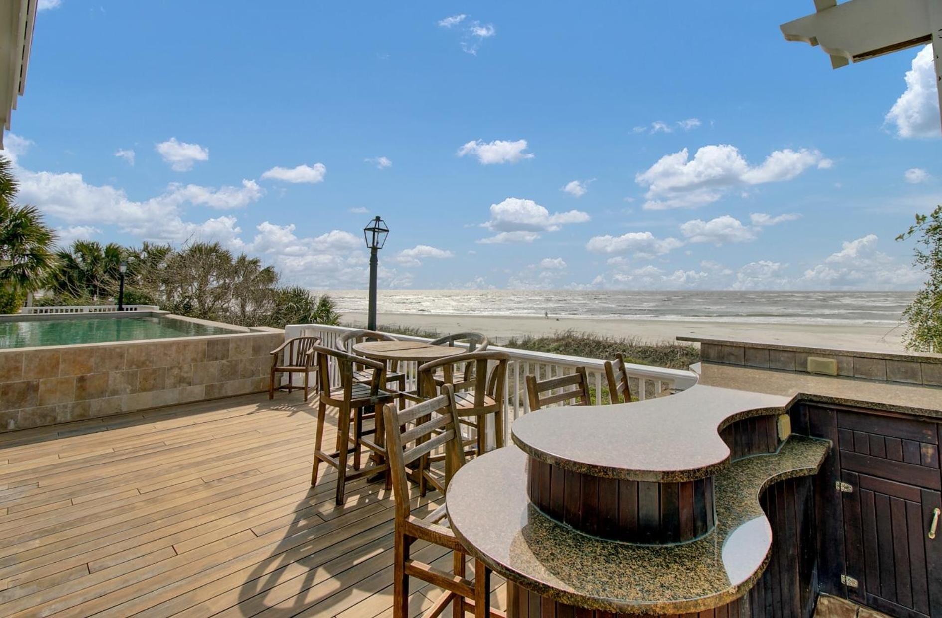 114 Ocean Boulevard By Avantstay Beachfront Putting Green Volleyball Court Infinity Pool Sullivan's Island Eksteriør billede