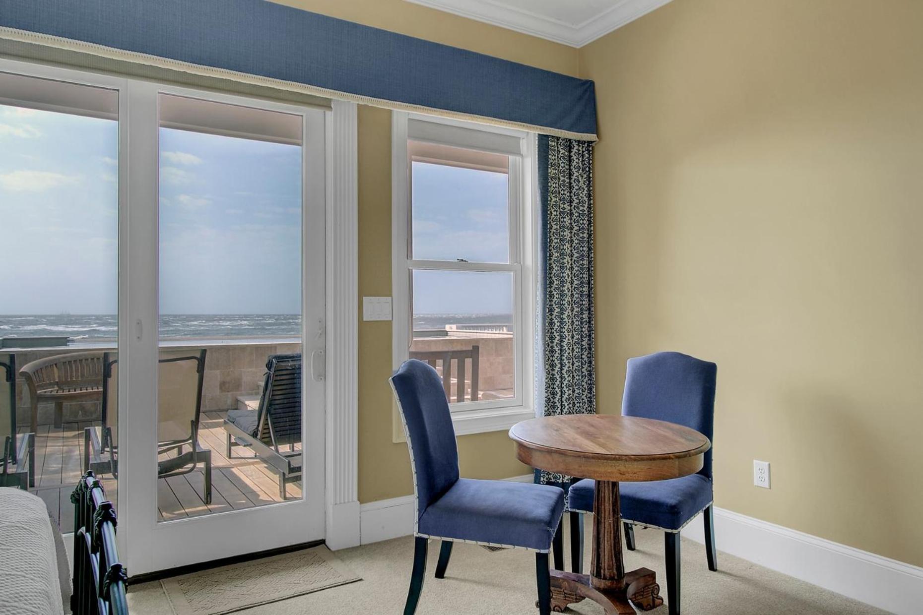 114 Ocean Boulevard By Avantstay Beachfront Putting Green Volleyball Court Infinity Pool Sullivan's Island Eksteriør billede